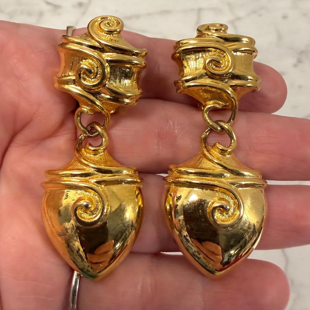 Chunky Gold Gilt Etruscan Dangle Clip On Earrings Bold 80s Runway Couture